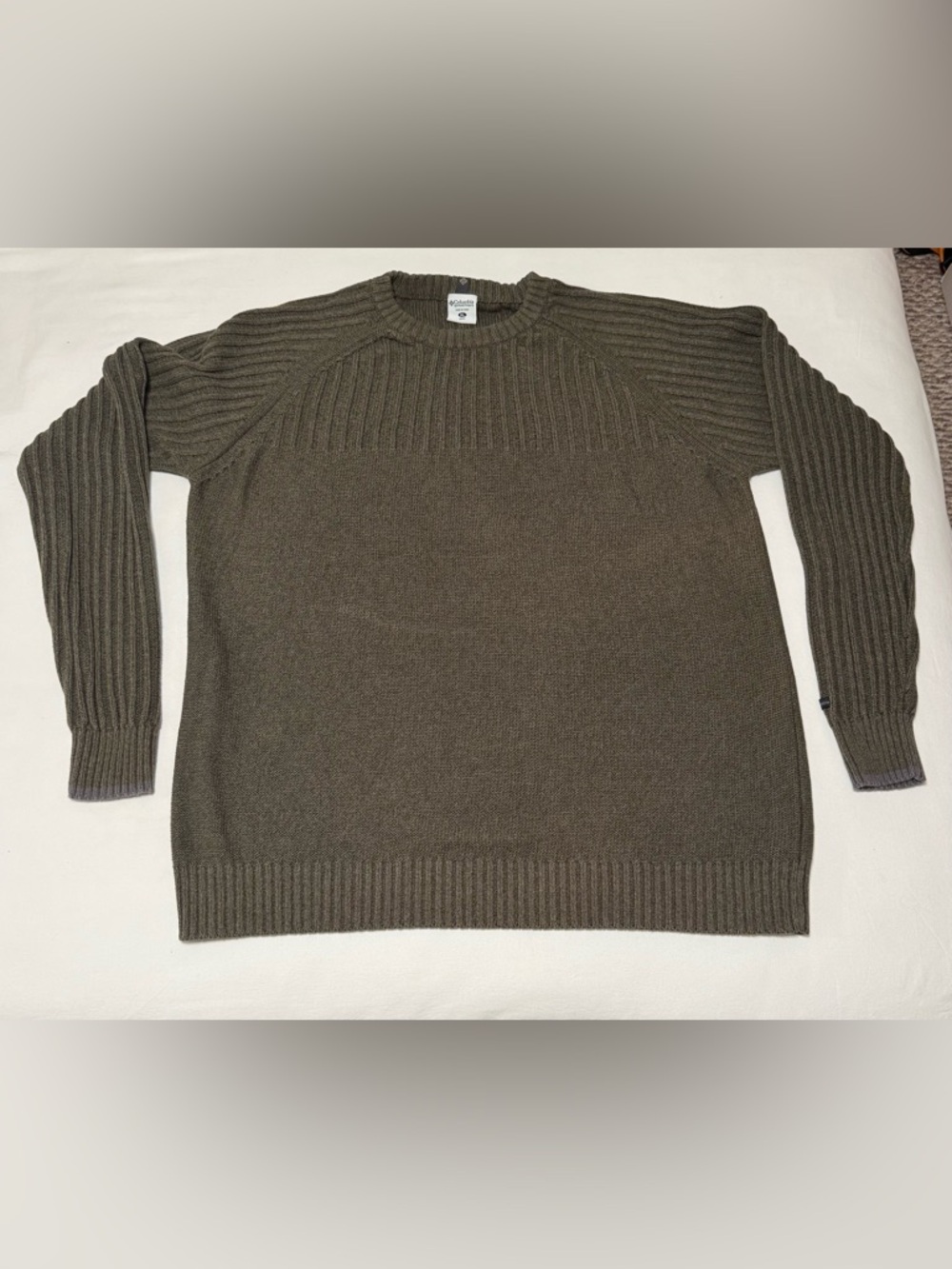 Columbia men's XL 100% cotton pullover sweater in olive green.  EUC.